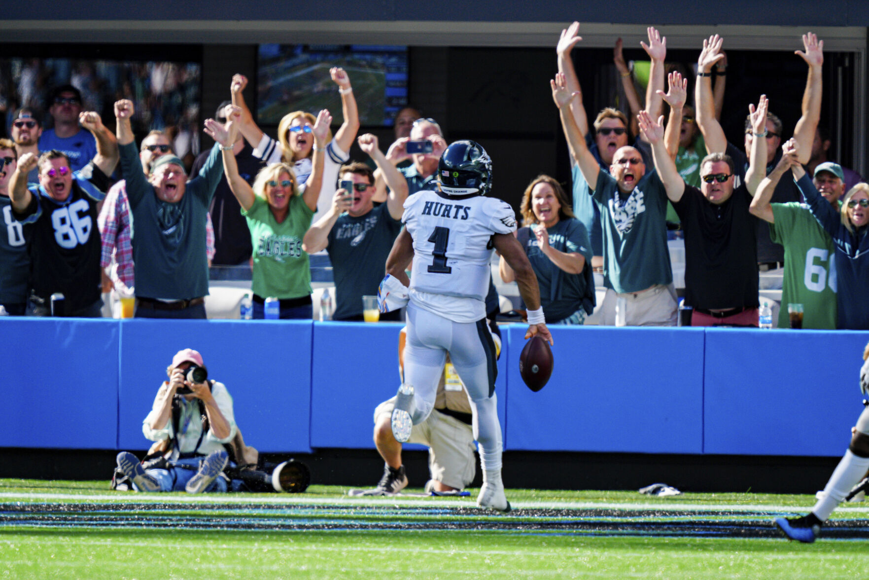 Eagles Panthers Football